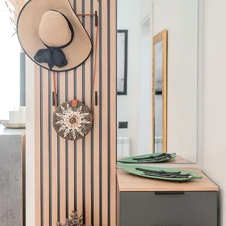 Costan Alezzi Infinity & Apartman