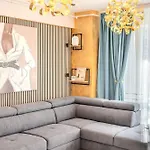 Costan Alezzi Infinity &